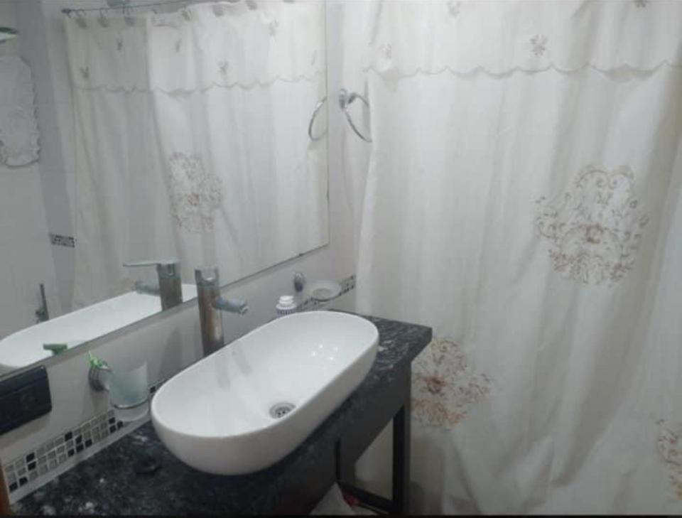 Dpto En Pleno Centro 3 Amb Con Cochera No Se Acepta Grupo De Jovenes Apartamento Mar del Plata